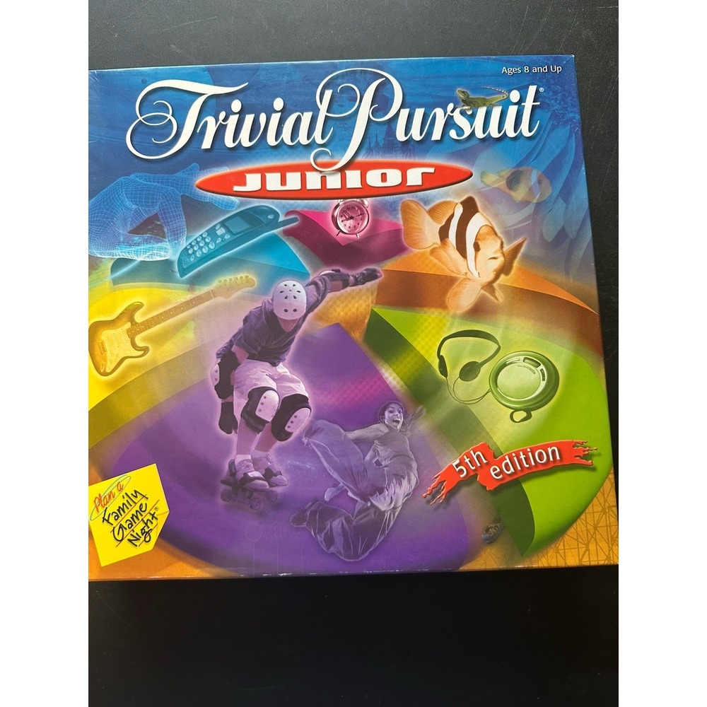 Trivial Pursuit Junior 5th Edition Hasbro Family Game Night Kids Trivia Complete